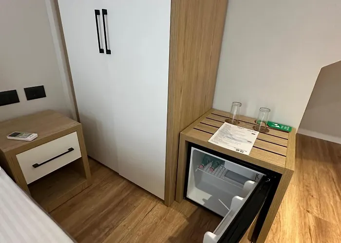 Bel Ami 2 * ティラナ